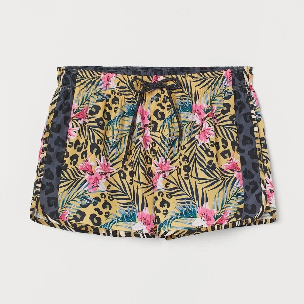 H&M SWIM SHORT SIZE M TROPICAL PRINT